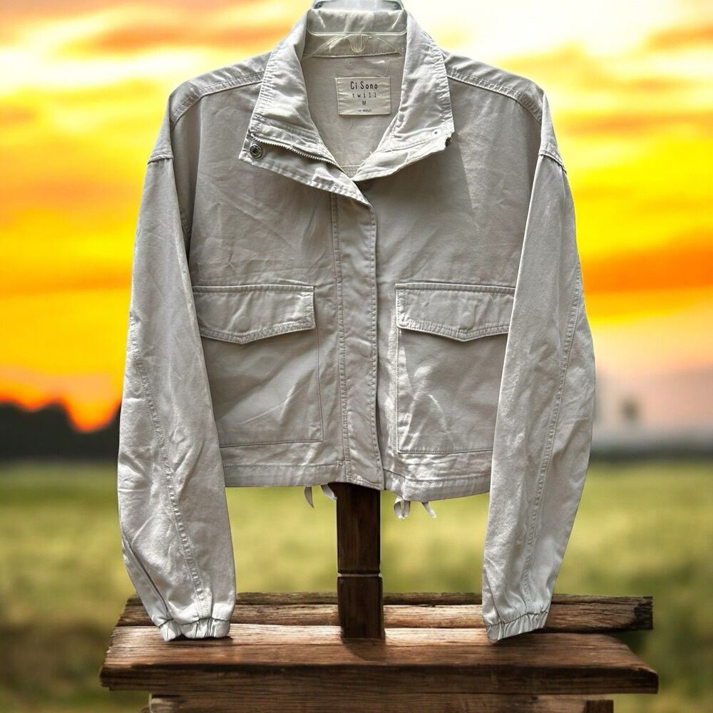 New CI SONO Jacket Women's Size Med Khaki Flaps‎ Pouch Pocket Cropped Zip+Snaps